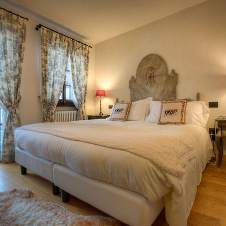 Hotel La Grange - Animal Chic Hotel Courmayeur Exterior photo