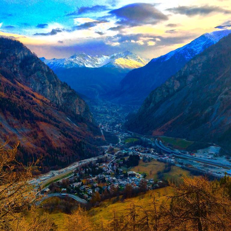 Hotel La Grange - Animal Chic Hotel Courmayeur Exterior photo