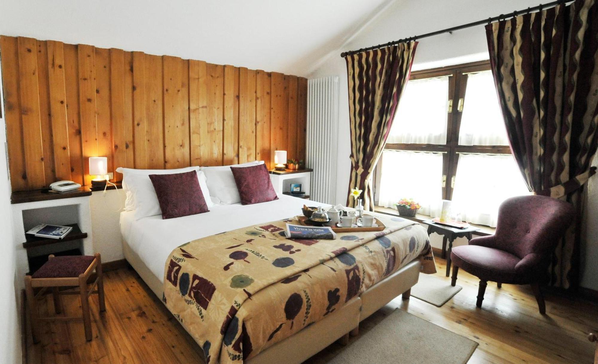 Hotel La Grange - Animal Chic Hotel Courmayeur Room photo